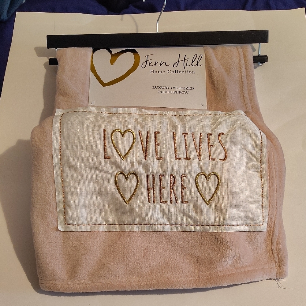 Fern Hill Plush Throw Blanket - Pink and Cream